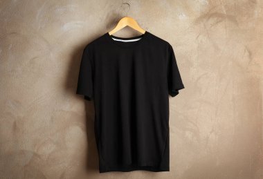 Boş siyah tişört