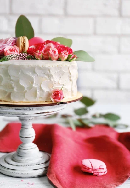 Enfes kremalı pasta — Stok fotoğraf