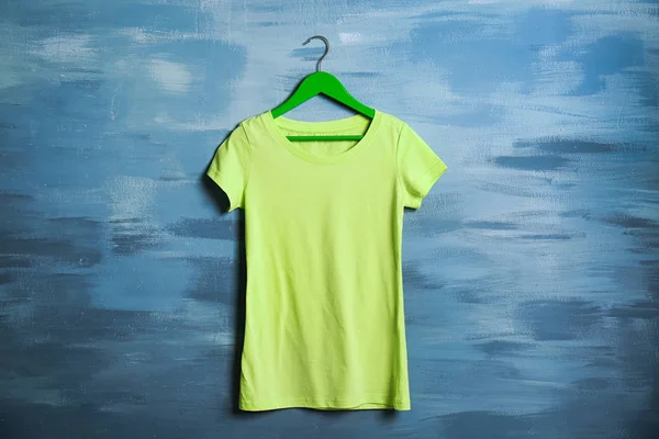 Blank color t-shirt — Stock Photo, Image