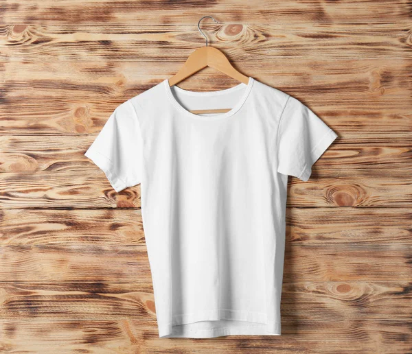空白の白い t シャツ — ストック写真