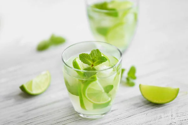 Fresh lime cocktail — Stock Photo, Image