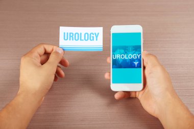 Cep telefonu holding erkek eller 