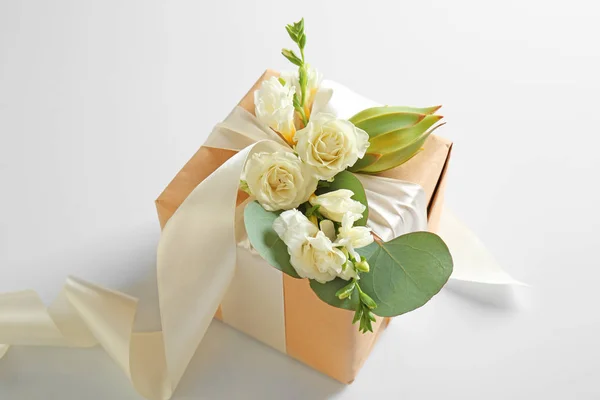 Handcrafted gift box — Stock Photo, Image