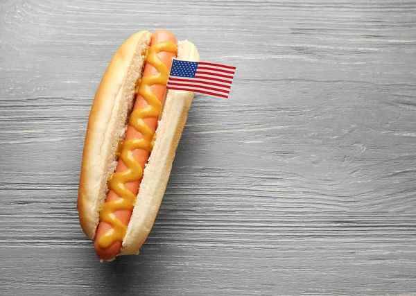 Tasty hot dog — Stock Photo, Image