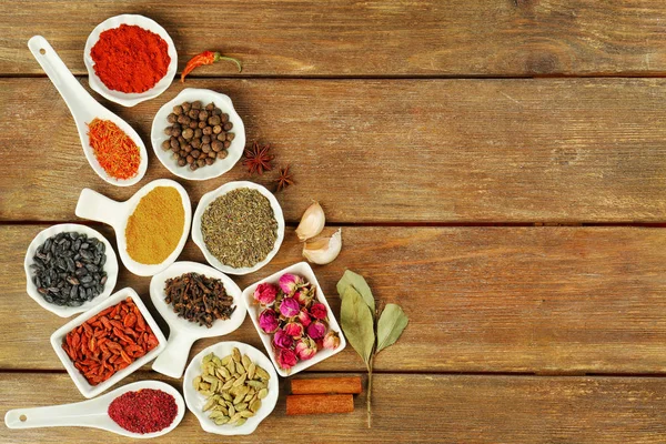 Assortment of Aromatic spices — Stock Photo, Image