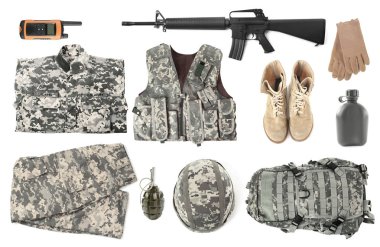 Askeri malzeme kümesi 