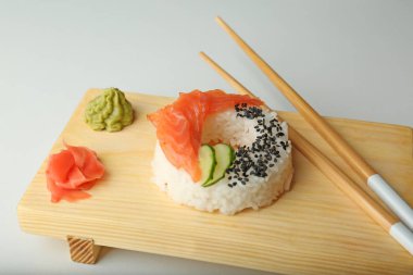 lezzetli suşi halka