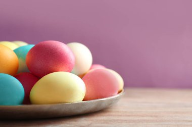 Renkli Paskalya yumurtaları