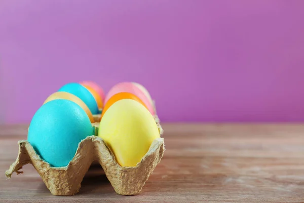 Coloridos huevos de Pascua — Foto de Stock