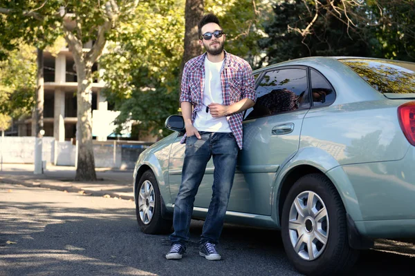 Successful Young Man Key Standing Car — Stock Photo, Image