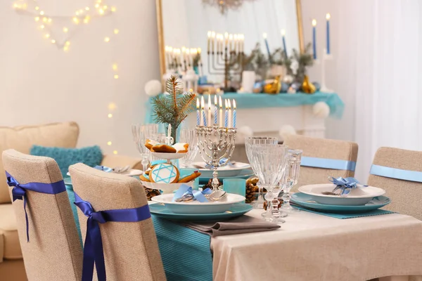 Mesa servida para Hanukkah — Fotografia de Stock