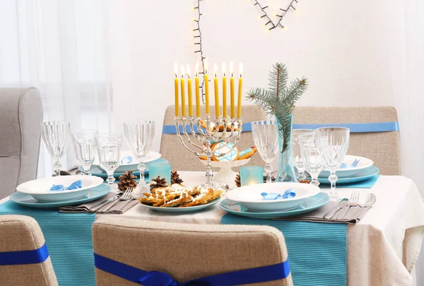 Tavola servita per Hanukkah — Foto Stock
