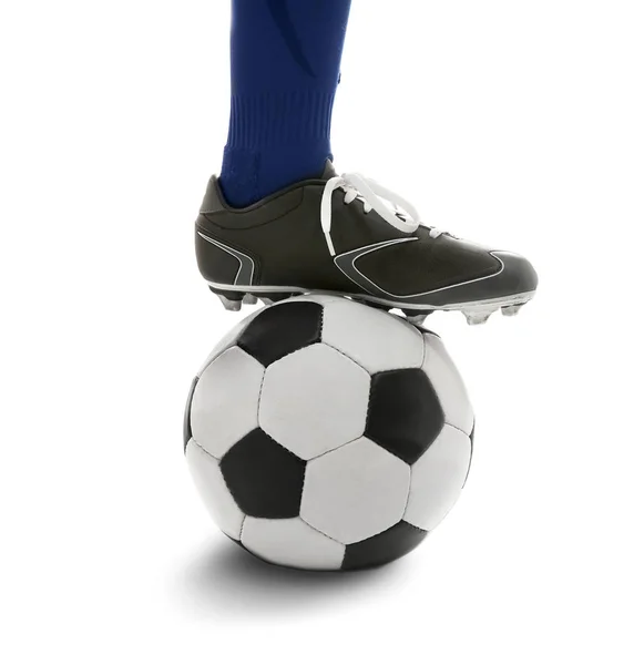 Mannelijke been met voetbal — Stockfoto