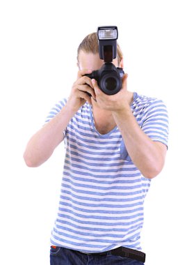 Kameralı yakışıklı fotoğrafçı.