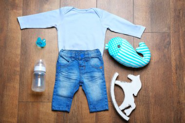 Bebek giysileri ve ihtiyaçlar