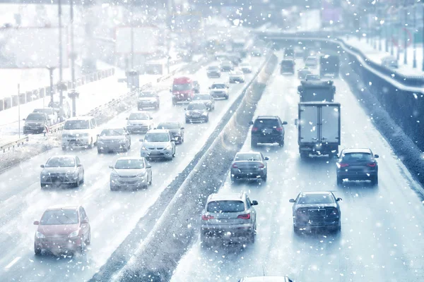 Tráfego Rodoviário Urbano Inverno — Fotografia de Stock