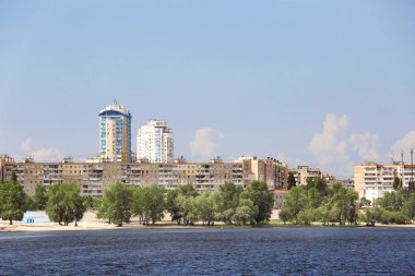 Şehir Manzaralı River