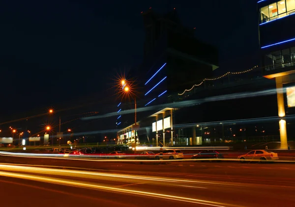 Wazig verkeer op weg — Stockfoto