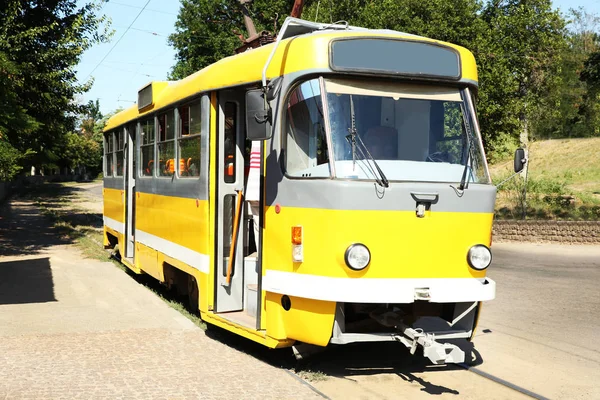 Nové tramvaje na železnici — Stock fotografie