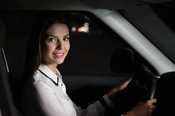 Beautiful girl driving car — Stock Photo, Image