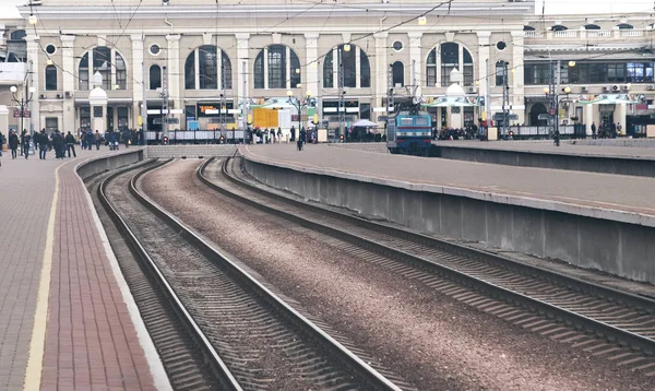 Modern railway station — Stock Photo, Image