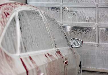 Araba yıkama istasyonu