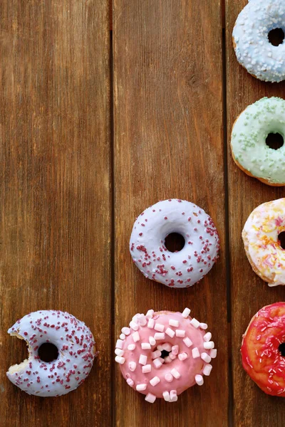 Donuts colorés savoureux — Photo