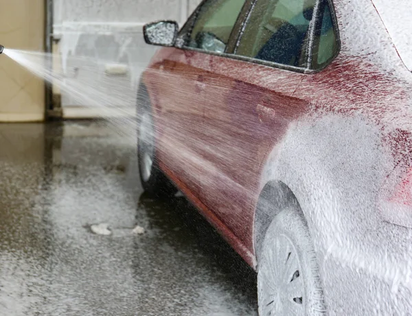 Auto alla stazione di lavaggio — Foto Stock