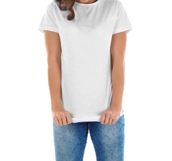 Giovane donna in bianco bianco t-shirt — Foto Stock