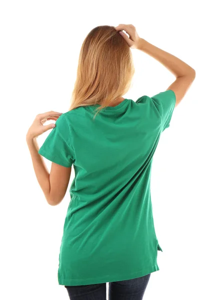 Jovem mulher em branco verde t-shirt — Fotografia de Stock