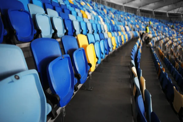 ที่นั่งว่างที่สนามกีฬา — ภาพถ่ายสต็อก