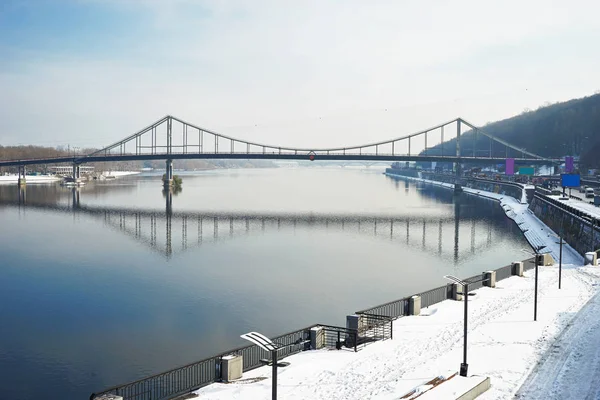 Vista del puente moderno — Foto de Stock