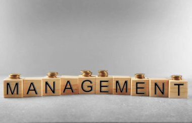 ahşap küpleri ile metin için yer 