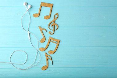 Kulaklık ve müzik notlar