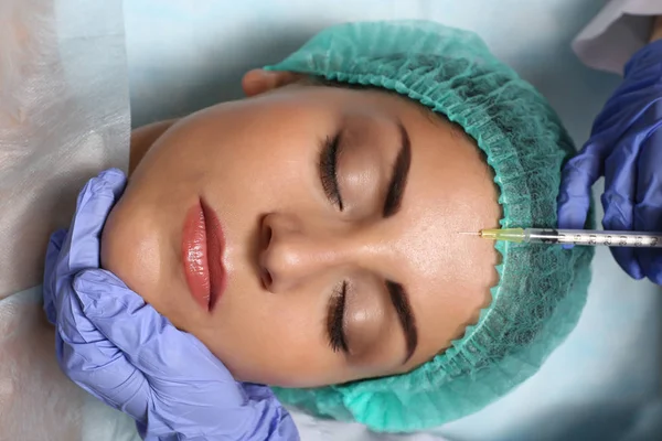 Procedimento de injeção facial — Fotografia de Stock