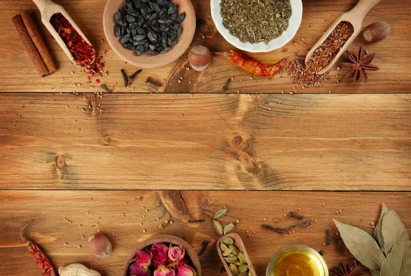 Assortment of Aromatic spices — Stock Photo, Image