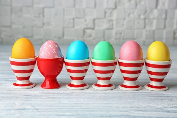 Coloridos huevos de Pascua — Foto de Stock