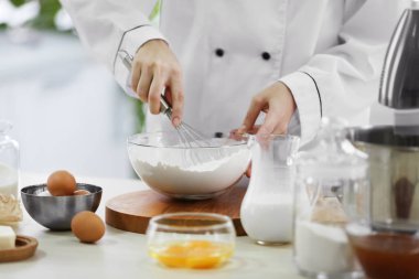 Profesyonel pudra ile pişirme kavramı 