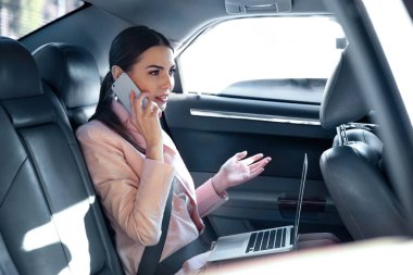 işkadını Cellphone tarafından konuşma