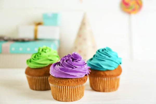 Verse smakelijke cupcakes — Stockfoto