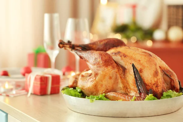 Sabroso pavo preparado para la cena de Navidad — Foto de Stock