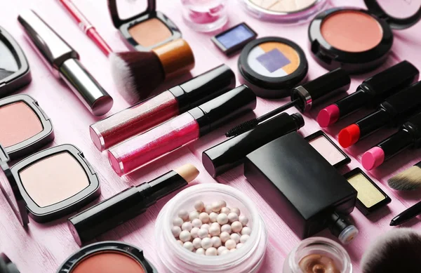 Düz makyaj kozmetik lay