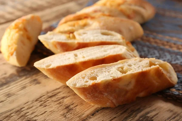 Deliciosa baguette en rodajas —  Fotos de Stock