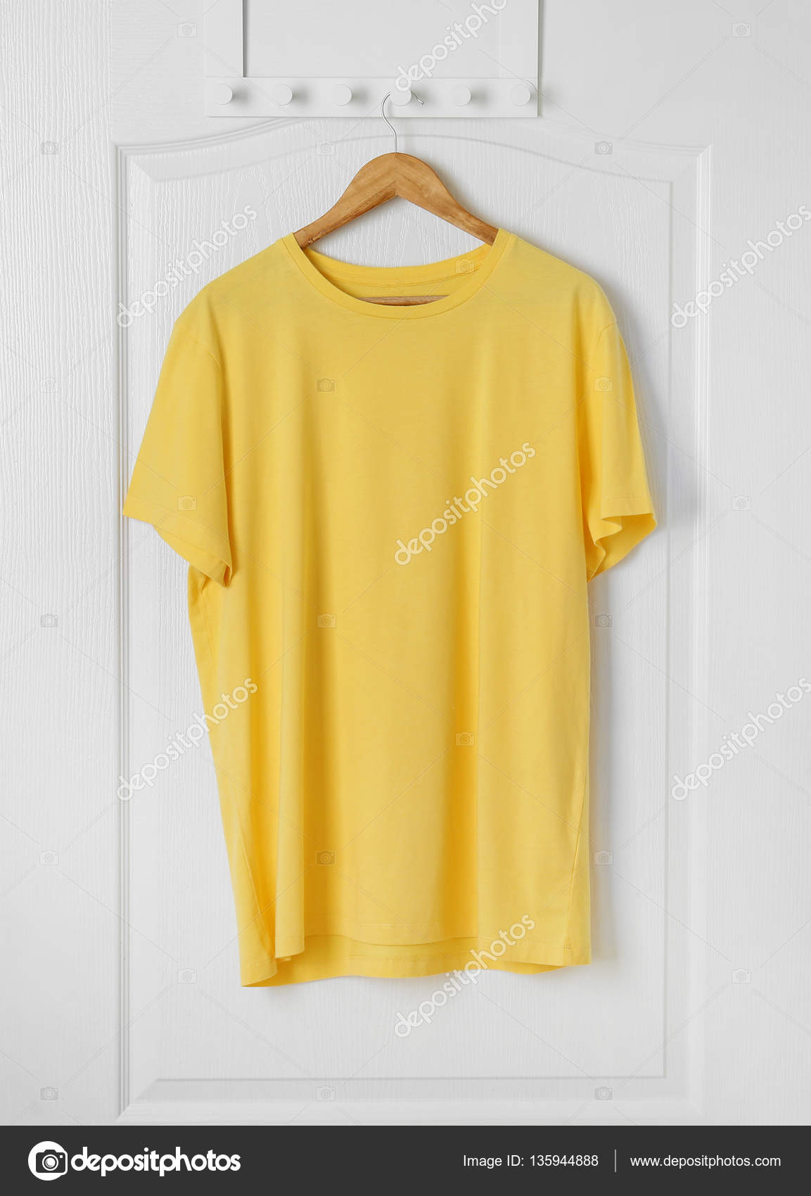 hanging t shirt