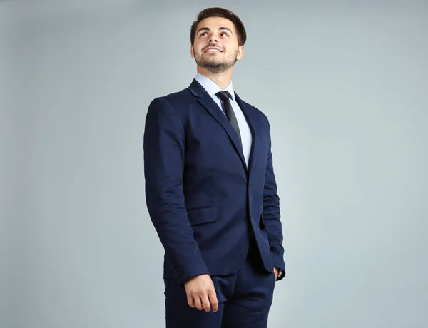 Handsome young businessman — Stock Photo, Image