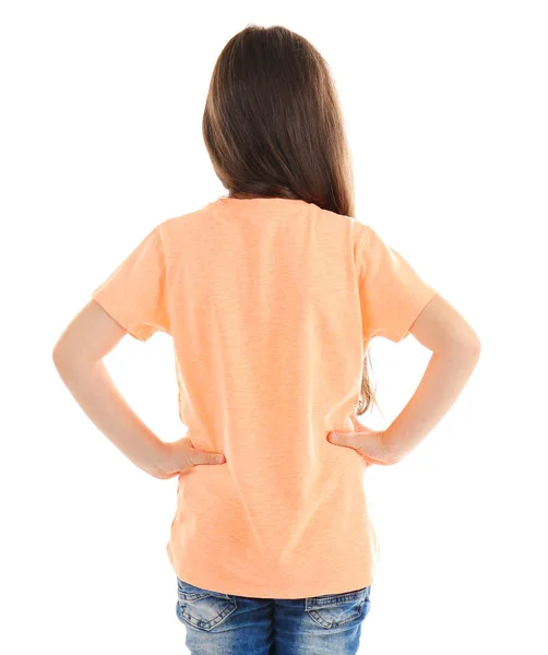 Kleines Mädchen im weißen T-Shirt — Stockfoto