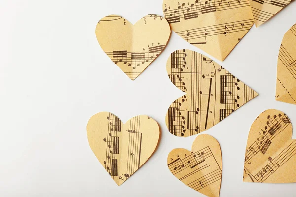 Corazones de papel con notas —  Fotos de Stock