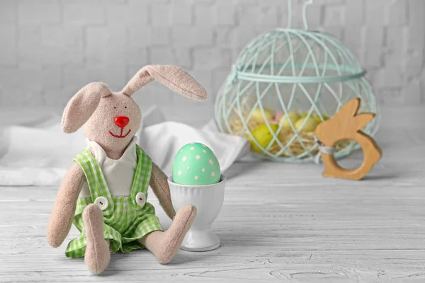 Beautiful bunny and Easter egg — Stock Photo, Image
