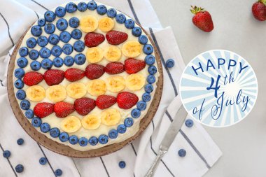 Amerikan bayrağı ile lezzetli pasta