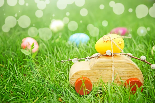 Toy car with Easter egg — Stock Photo, Image